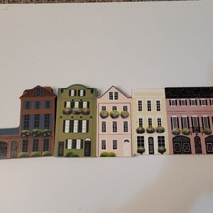 5 Piece Lot SHEILA'S Collectables 1990 Wood Charleston Rainbow Row Houses